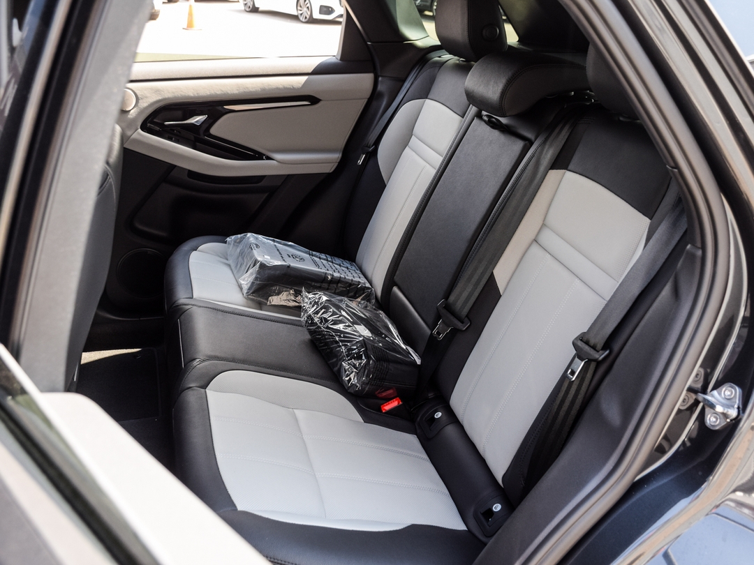 2026 Land Rover Range Rover Evoque P250 Dynamic SE, 多伦多, 全款车