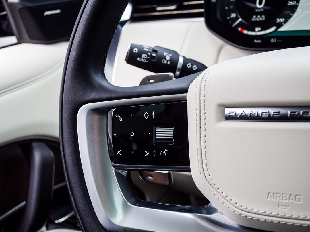 2023 Land Rover Range Rover P400 SE, Toronto, Cash