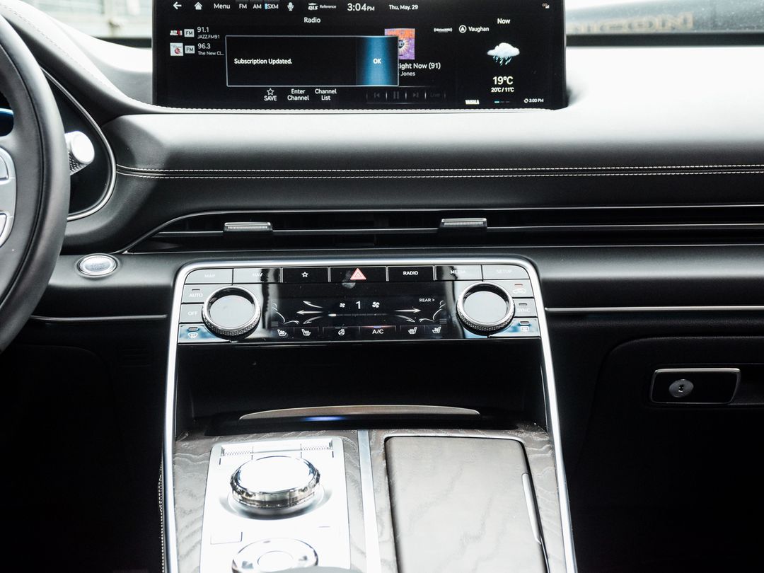 2024 Genesis GV80 3.5T Prestige 5P AWD, Toronto, Cash
