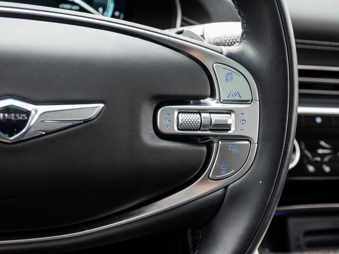 2024 Genesis GV80 3.5T Prestige 5P AWD, Toronto, Cash