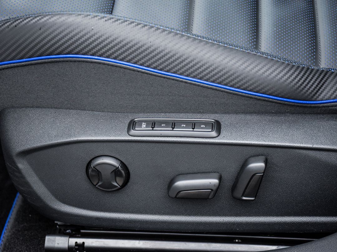 2024 Volkswagen Golf R 4Dr Car, Toronto, Cash