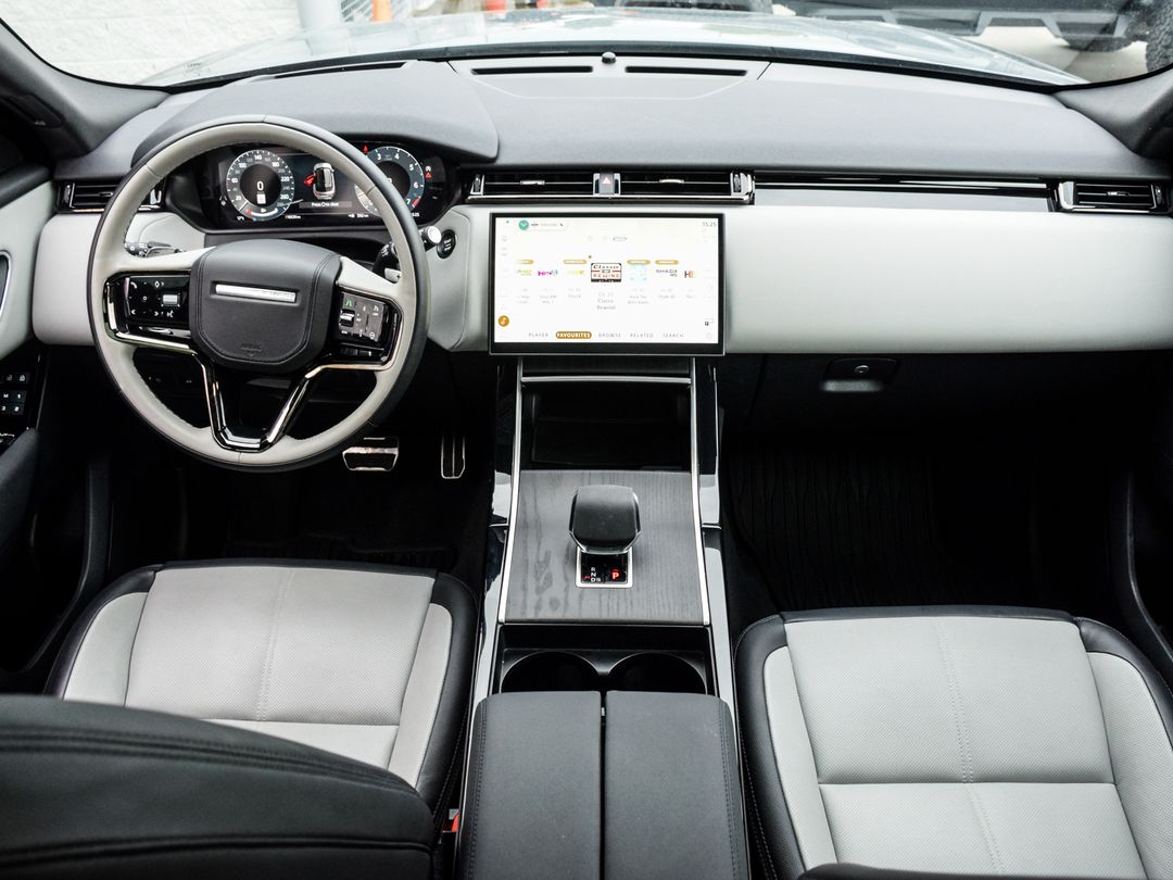 2024 Land Rover Range Rover Velar P340 Dynamic SE, Toronto, Cash