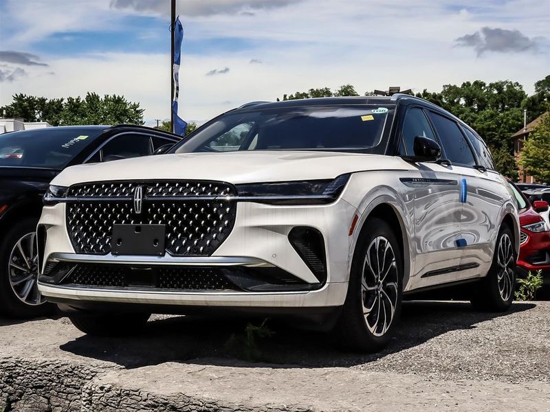2025 Lincoln Nautilus