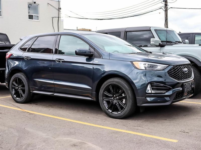 2022 Ford Edge