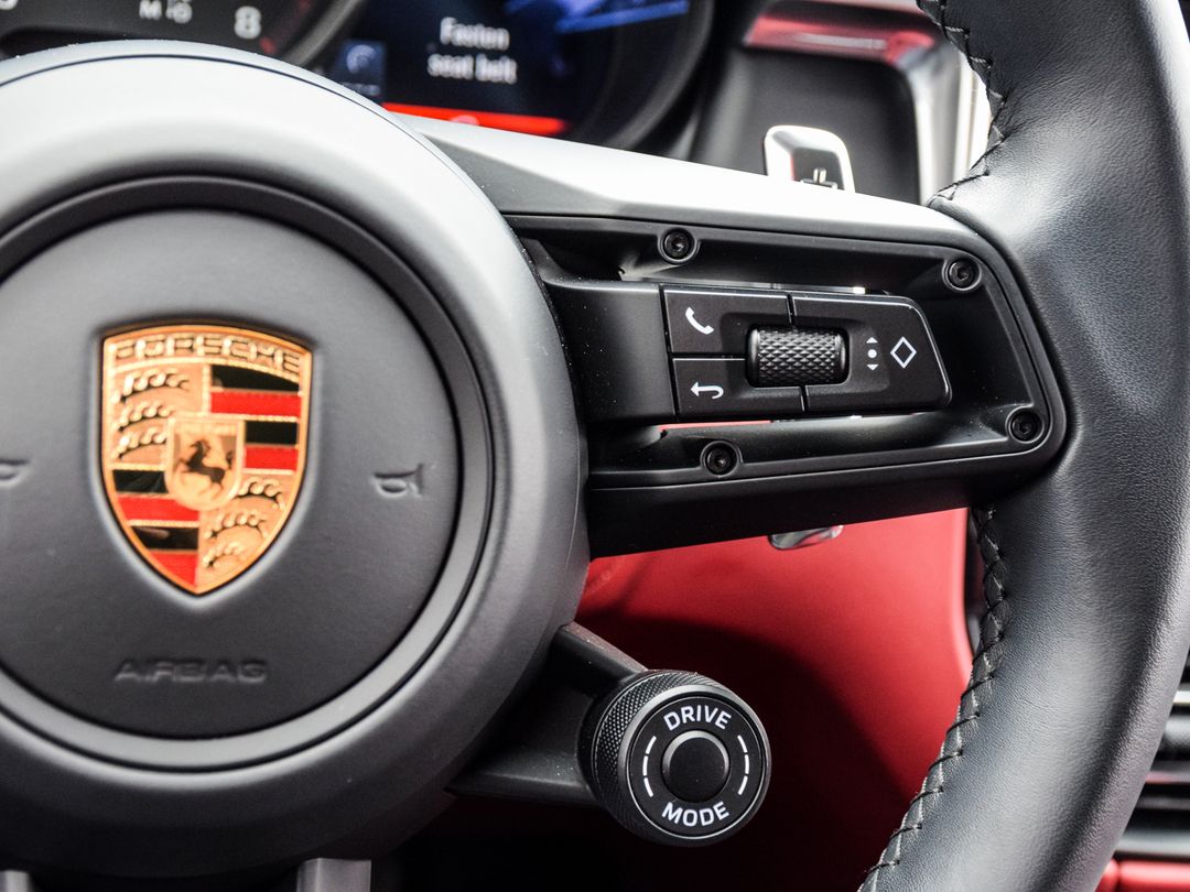 2024 Porsche Macan T, Toronto, Cash