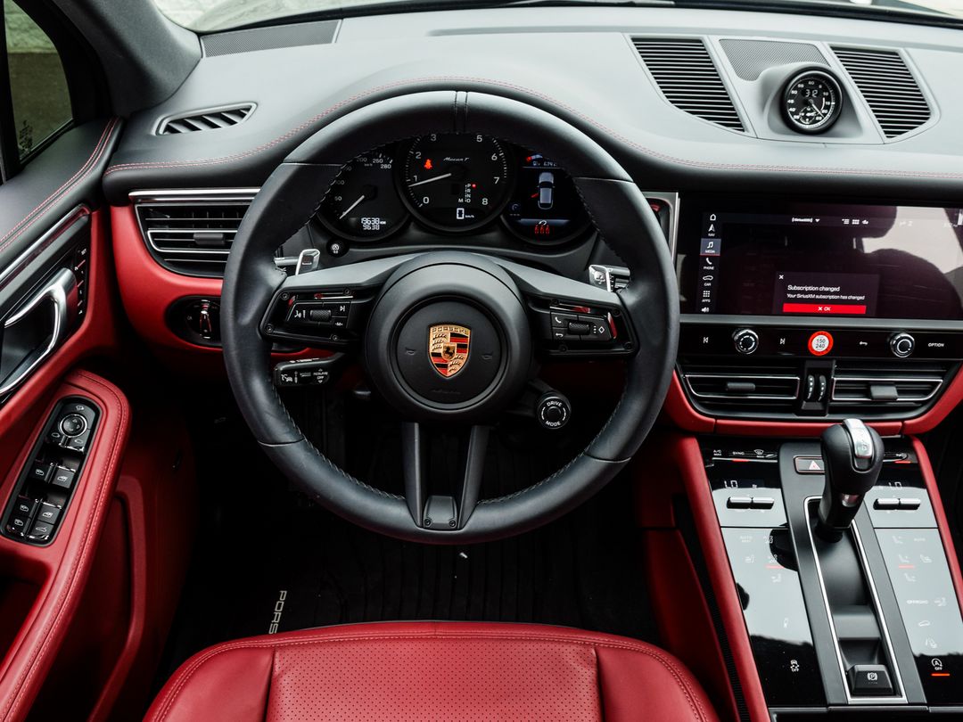 2024 Porsche Macan T, Toronto, Cash