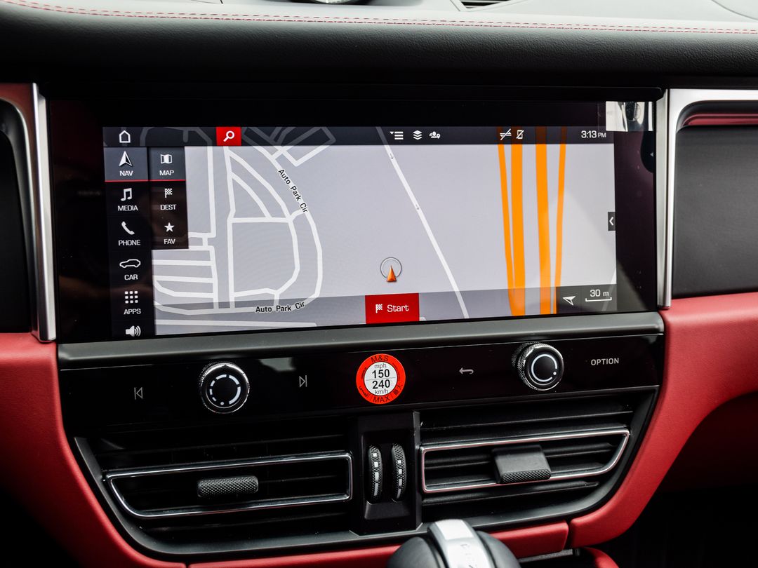 2024 Porsche Macan T, Toronto, Cash