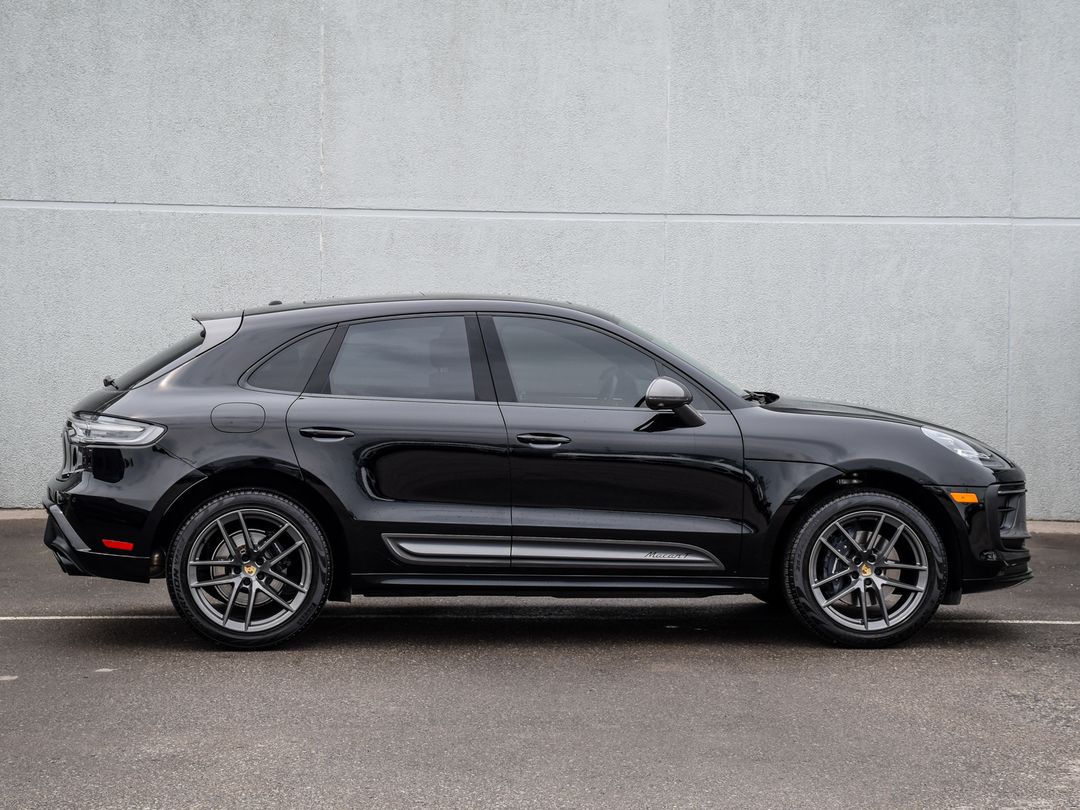 2024 Porsche Macan T, Toronto, Cash
