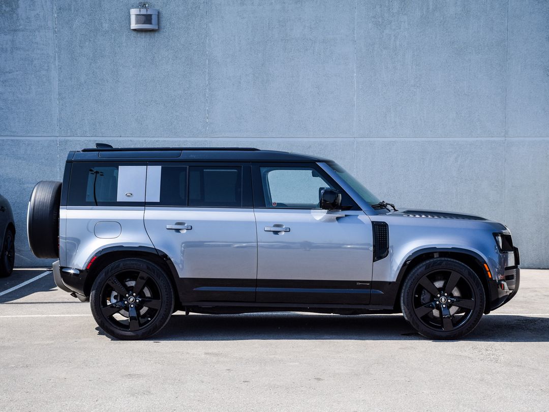 2021 Land Rover Defender 110 X-Dynamic SE, Toronto, Cash