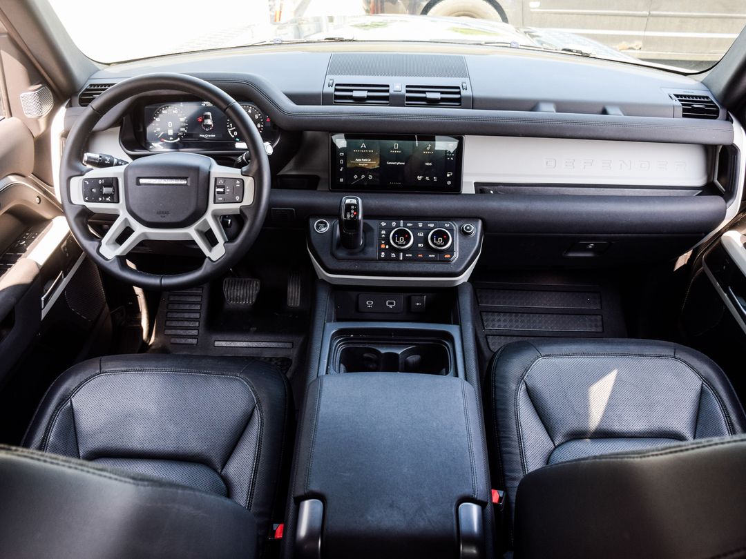2021 Land Rover Defender 110 X-Dynamic SE, Toronto, Cash