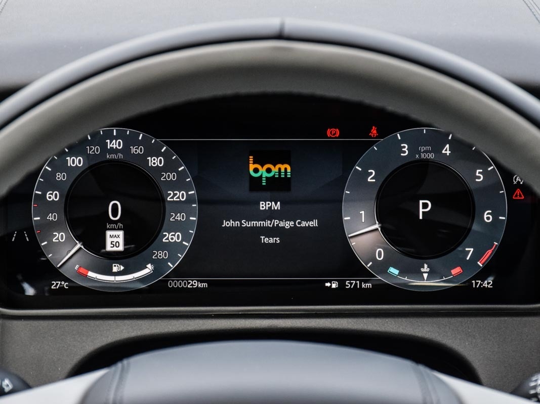2026 Land Rover Range Rover Velar P250 Dynamic SE, Toronto, Cash