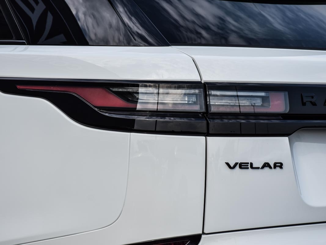2026 Land Rover Range Rover Velar P250 Dynamic SE, Toronto, Cash