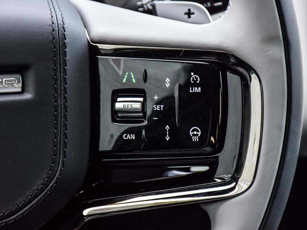2026 Land Rover Range Rover Velar P250 Dynamic SE, Toronto, Cash