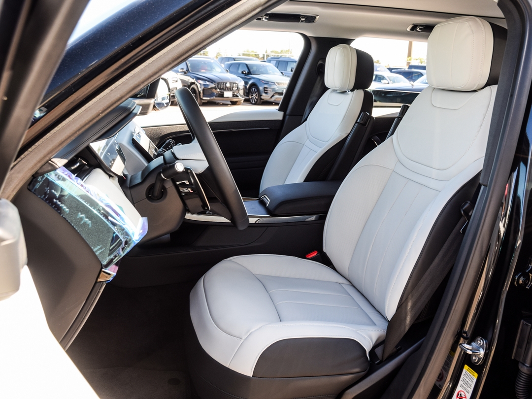 2025 Land Rover Range Rover Sport P530 Dynamic SE, Toronto, Cash