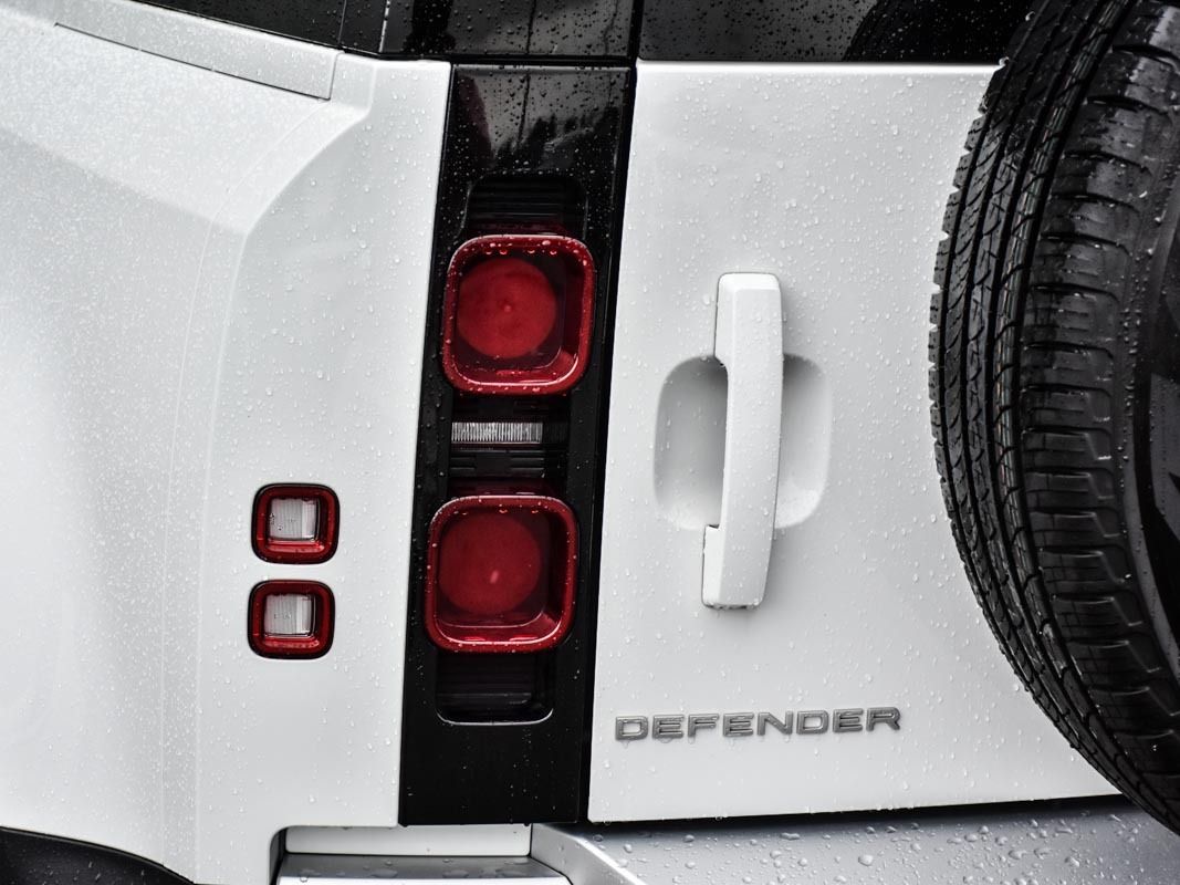 2023 Land Rover Defender 110 S, Toronto, Cash