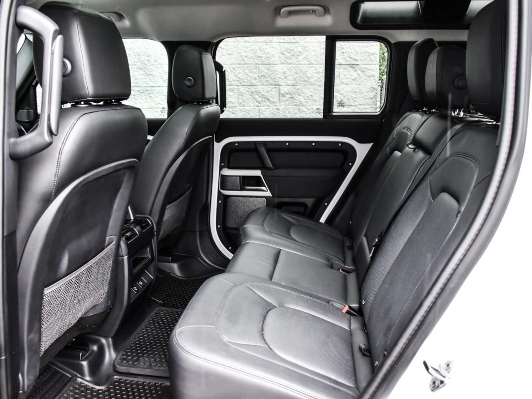 2023 Land Rover Defender 110 S, Toronto, Cash