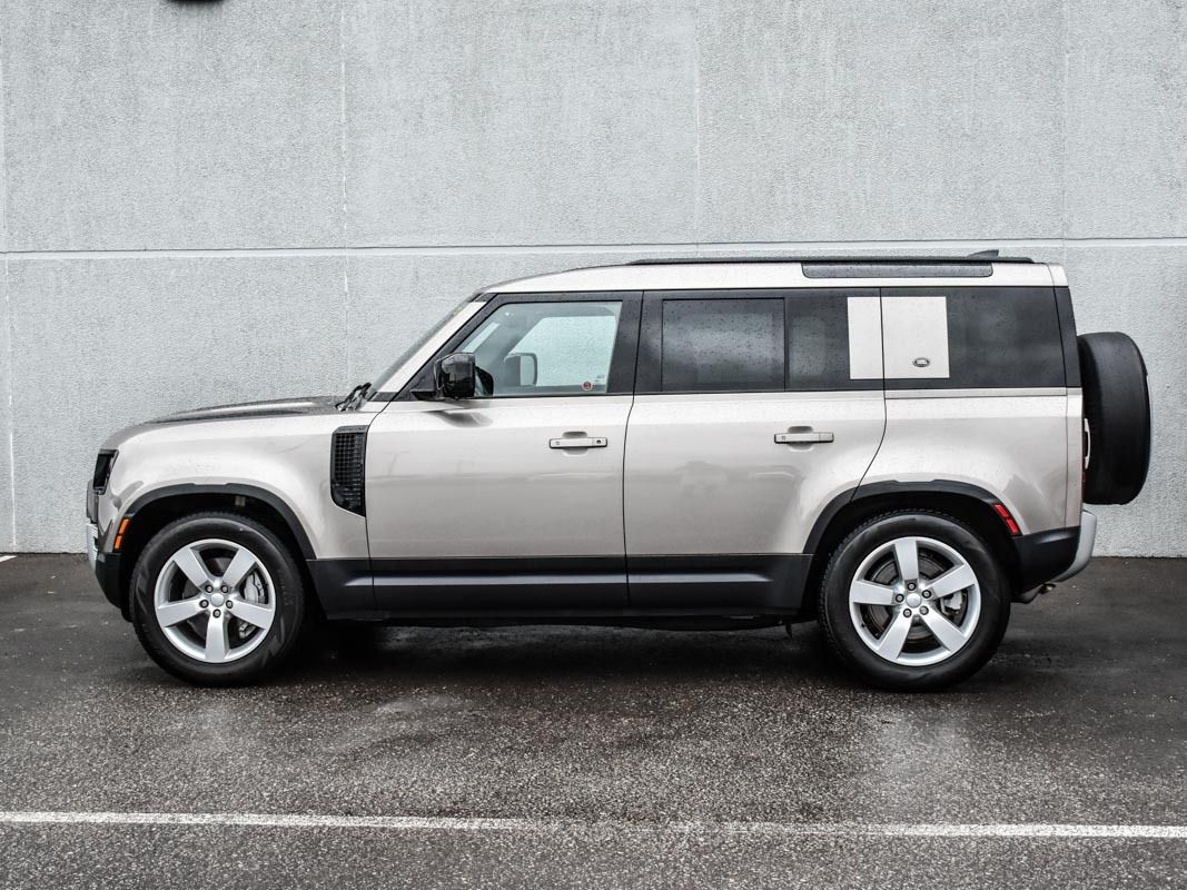 2023 Land Rover Defender 110 SE, Toronto, Cash