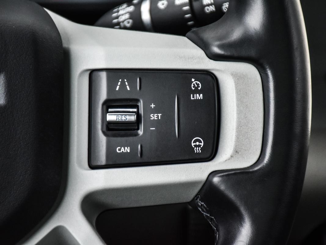 2023 Land Rover Defender 110 SE, Toronto, Cash