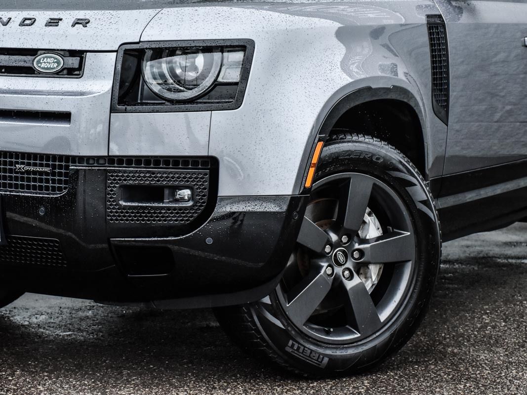 2022 Land Rover Defender 110 X-Dynamic SE, Toronto, Cash