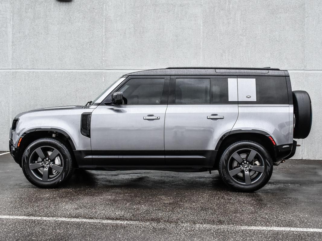 2022 Land Rover Defender 110 X-Dynamic SE, Toronto, Cash