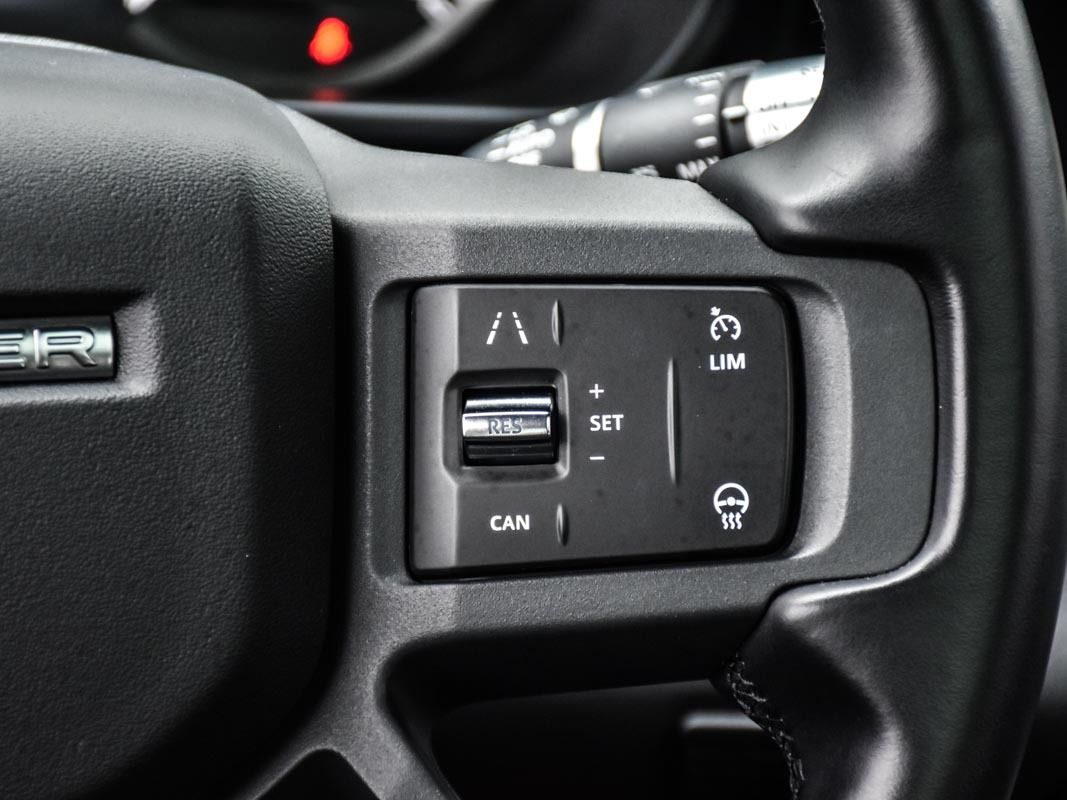 2022 Land Rover Defender 110 X-Dynamic SE, Toronto, Cash