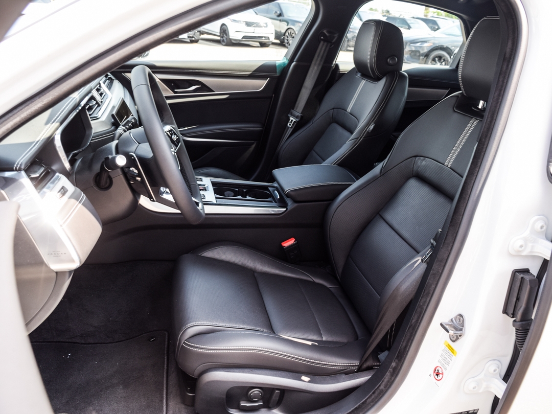 2024 Jaguar XF R-Dynamic SE, Toronto, Cash