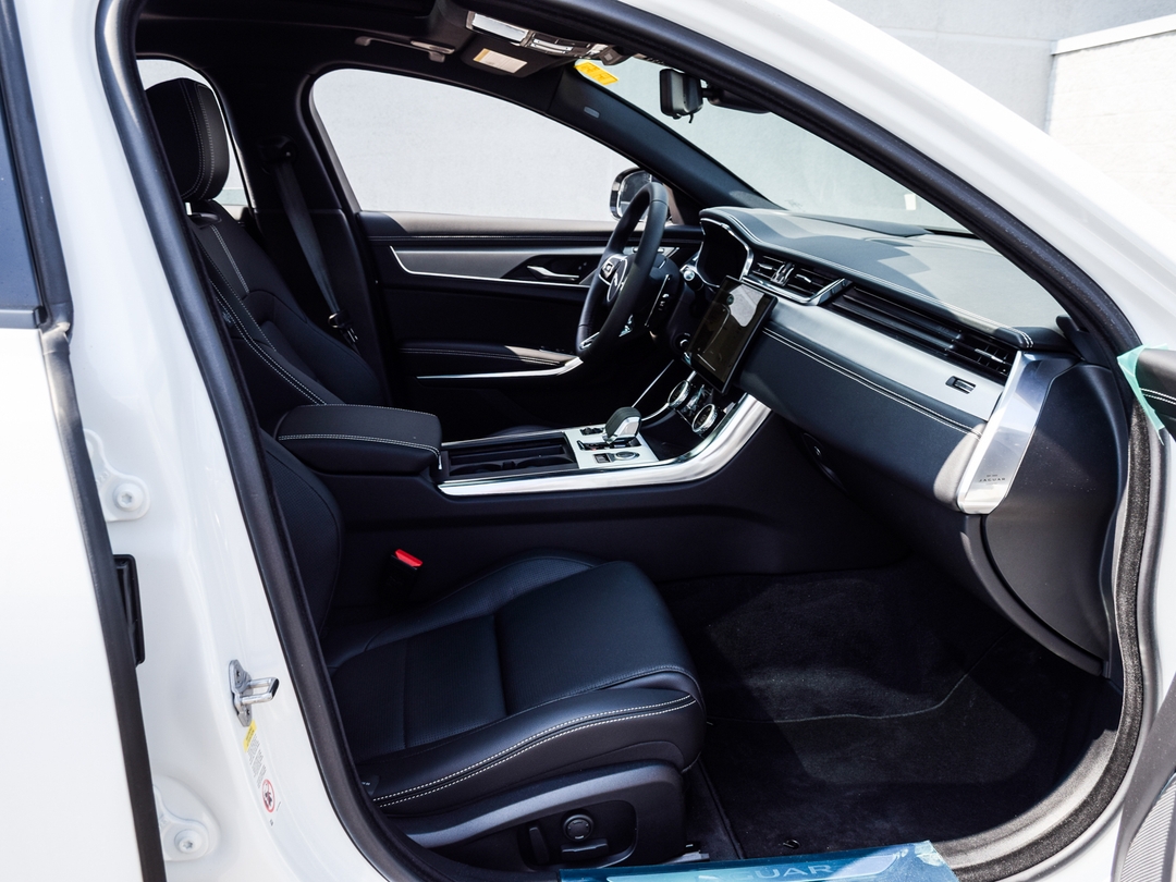 2024 Jaguar XF R-Dynamic SE, Toronto, Cash