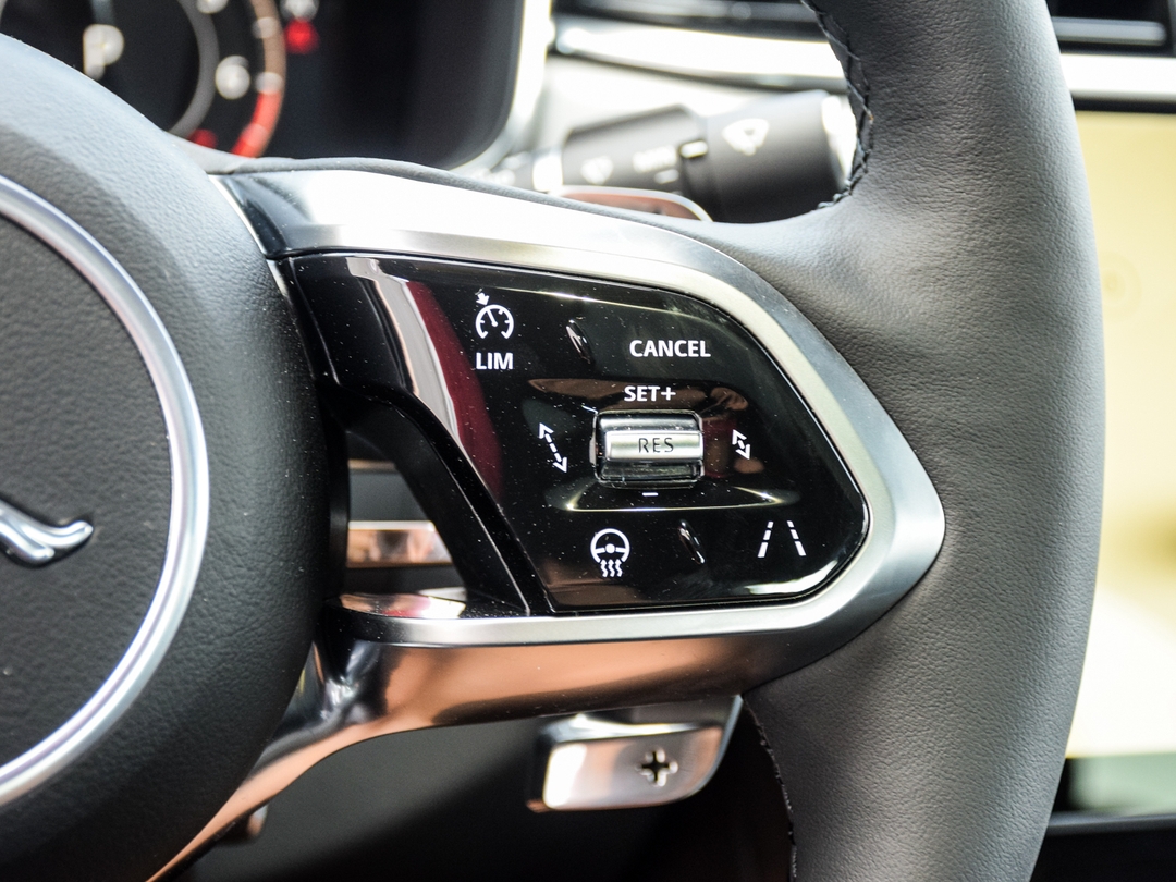 2024 Jaguar XF R-Dynamic SE, Toronto, Cash