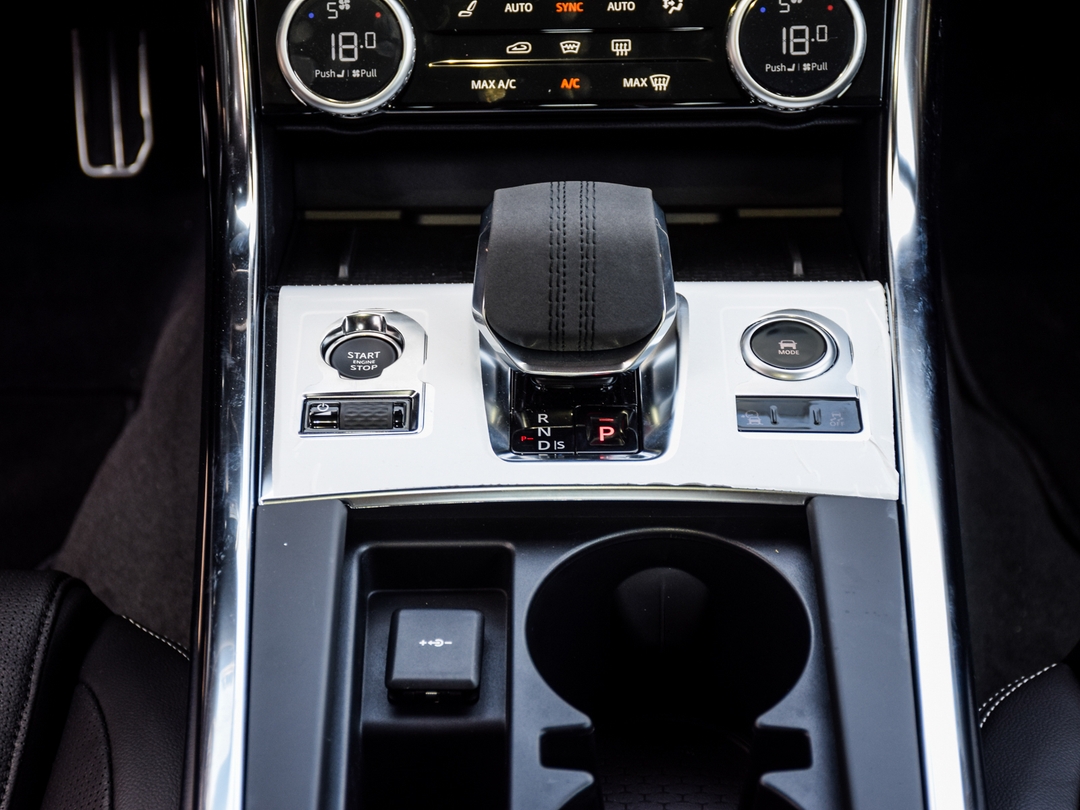2024 Jaguar XF R-Dynamic SE, Toronto, Cash