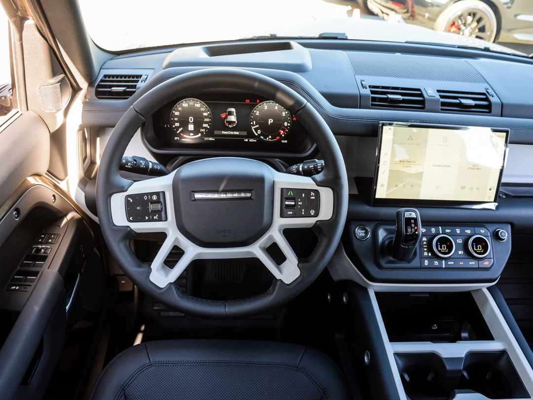 2025 Land Rover Defender 110 P400 X-Dynamic SE, 多伦多, 全款车