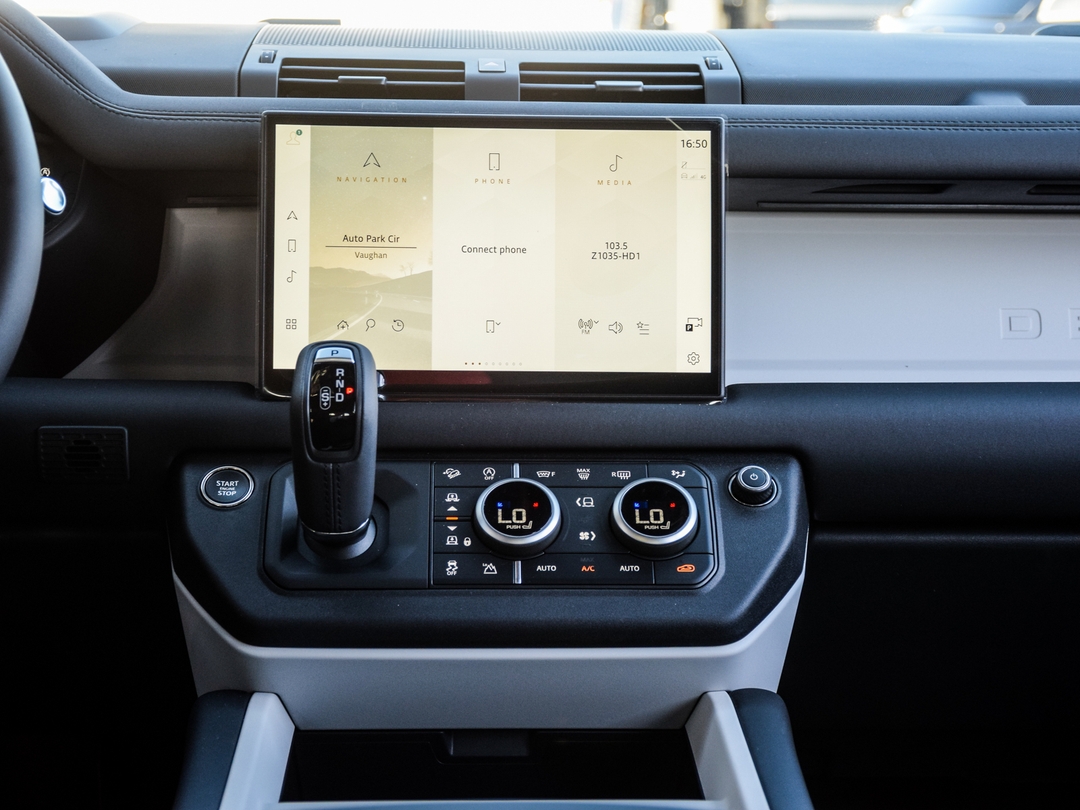 2025 Land Rover Defender 110 P400 X-Dynamic SE, 多伦多, 全款车