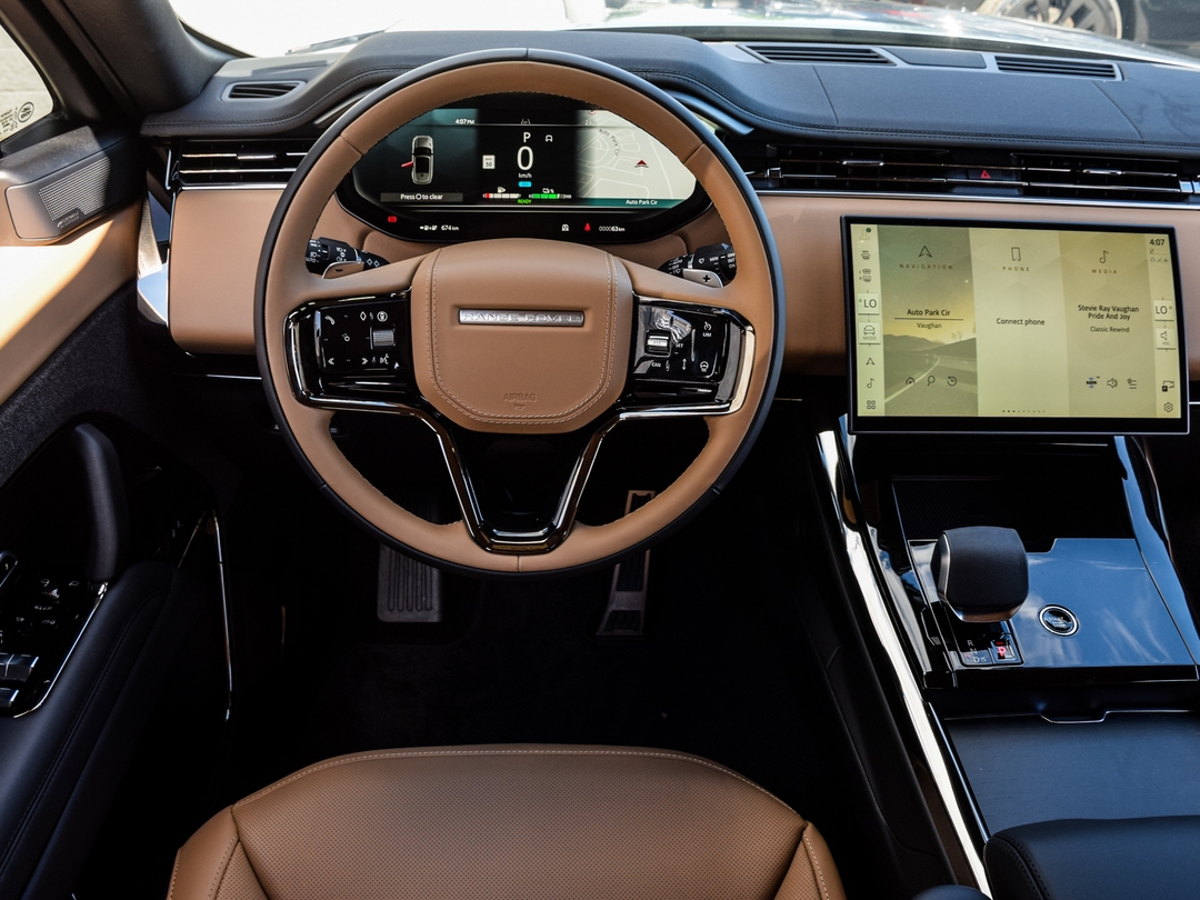 2025 Land Rover Range Rover Sport P460e Dynamic SE, Toronto, Cash
