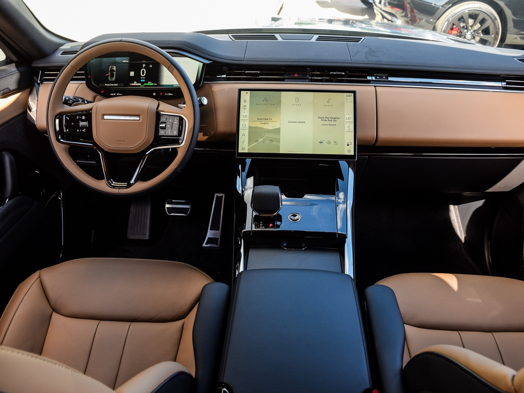 2025 Land Rover Range Rover Sport P460e Dynamic SE, Toronto, Cash