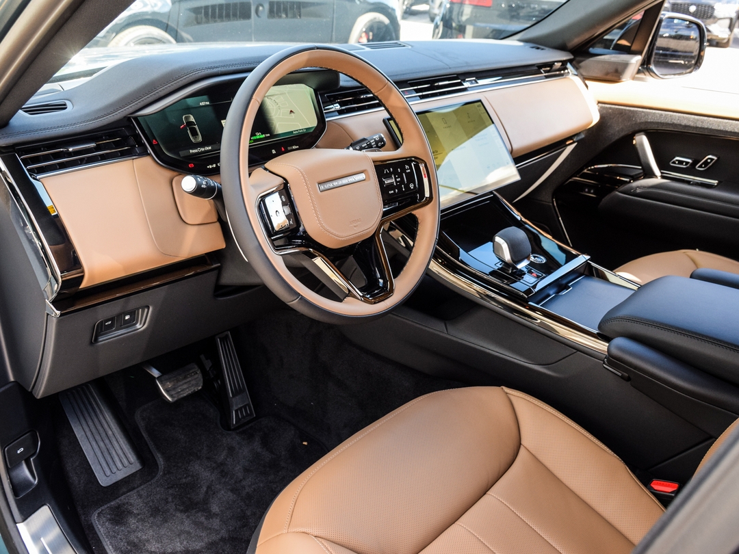 2025 Land Rover Range Rover Sport P460e Dynamic SE, Toronto, Cash