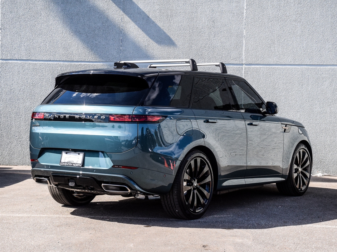 2025 Land Rover Range Rover Sport P460e Dynamic SE, Toronto, Cash
