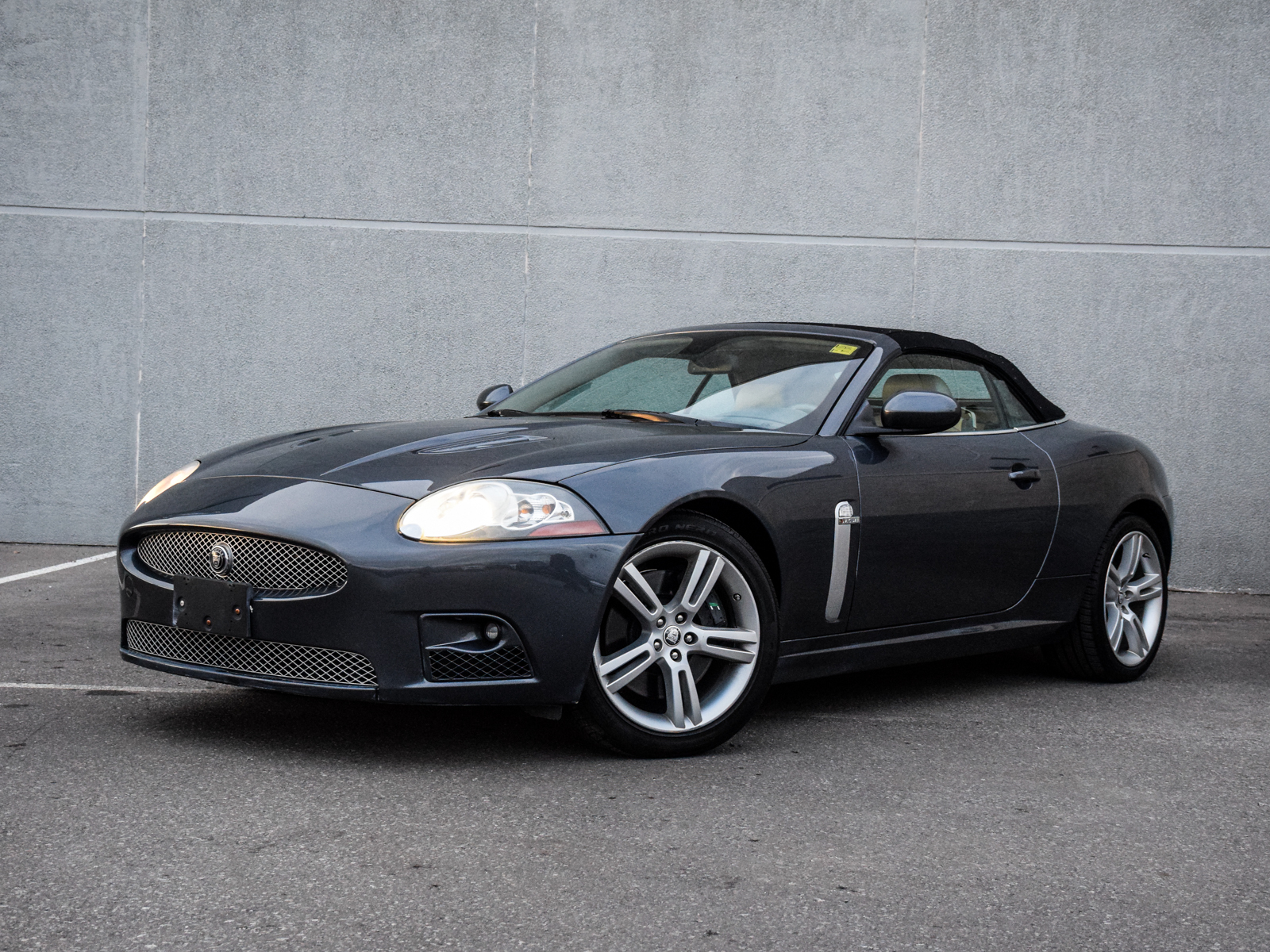Jaguar XK-Series XKR Convertible RWD 2007