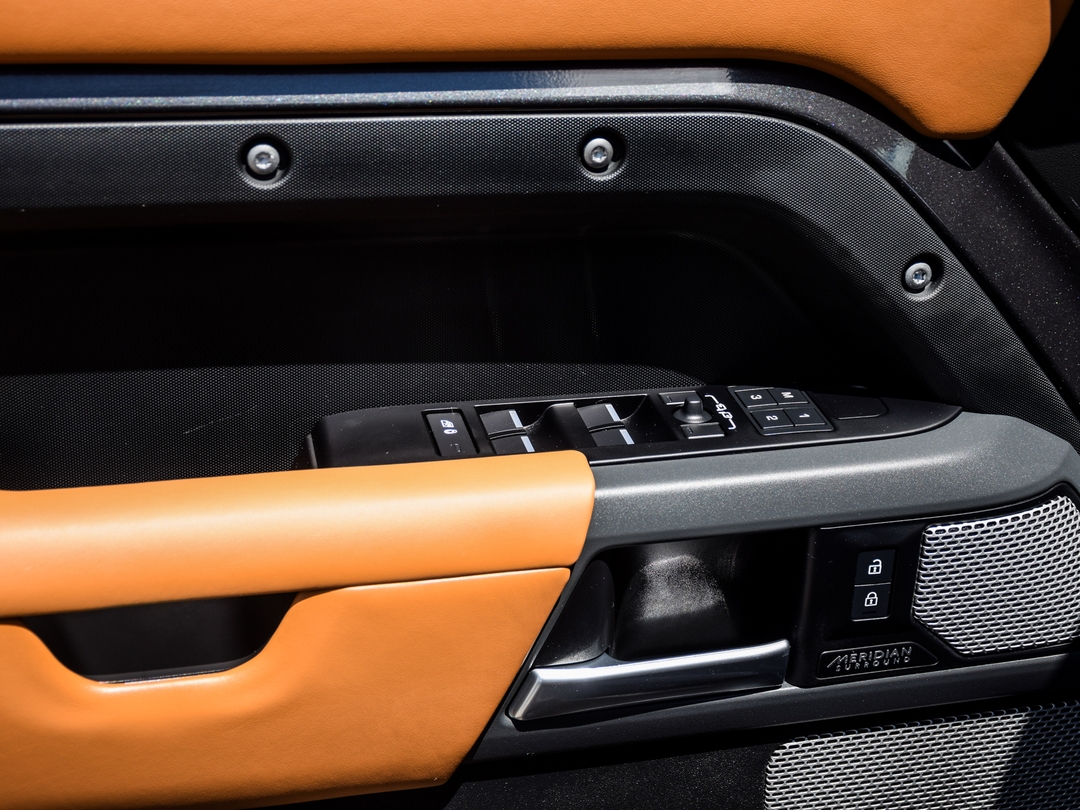 2023 Land Rover Defender 130 X, 多伦多, 全款车