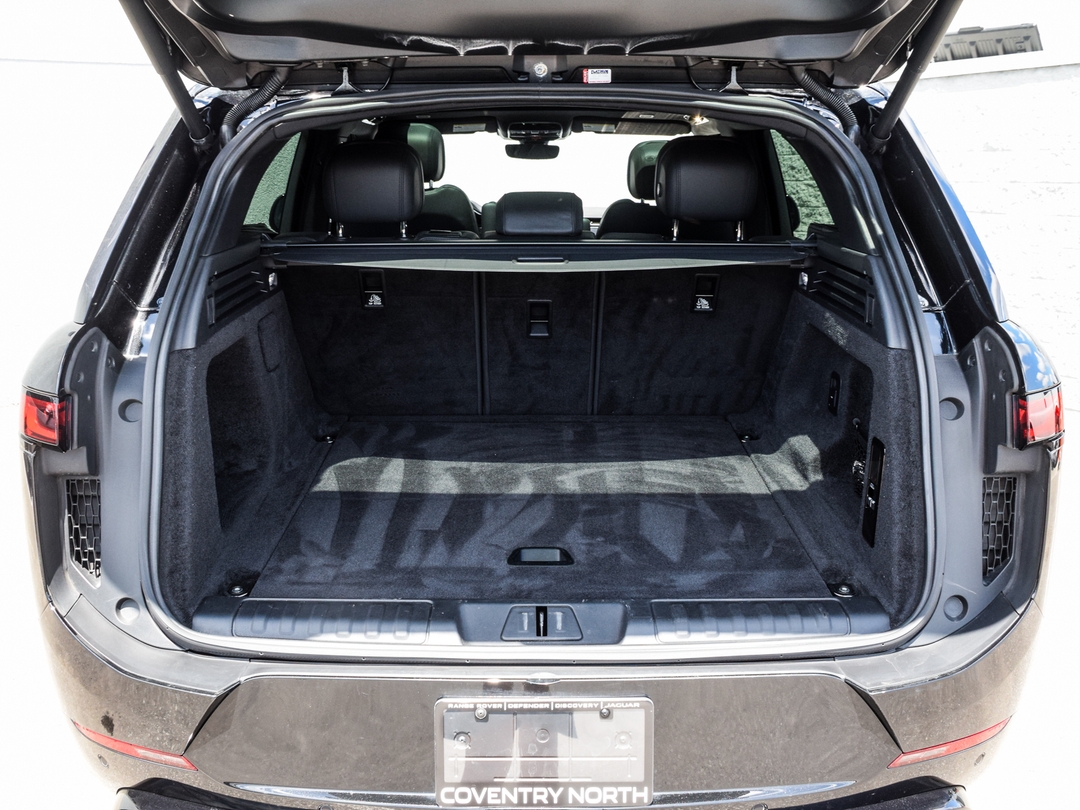 2023 Land Rover Range Rover Sport Dynamic SE, Toronto, Cash