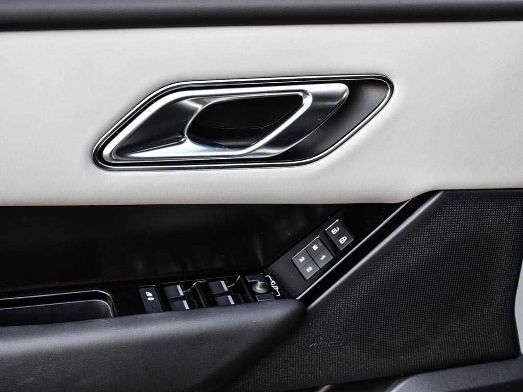2026 Land Rover Range Rover Velar P250 Dynamic SE, 多伦多, 全款车
