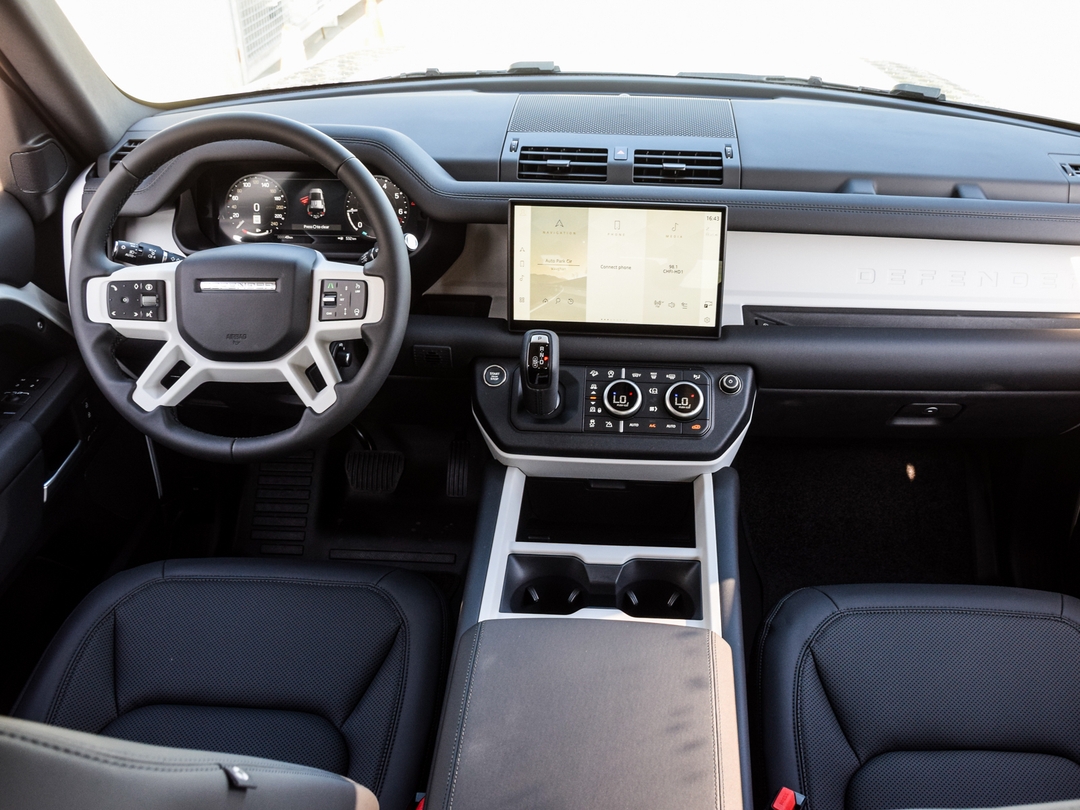 2025 Land Rover Defender 110 P300 S, 多伦多, 全款车