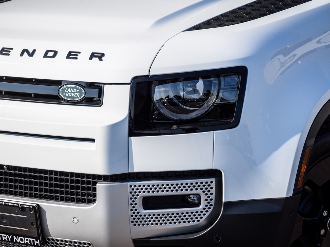 2025 Land Rover Defender 110 P300 S, 多伦多, 全款车