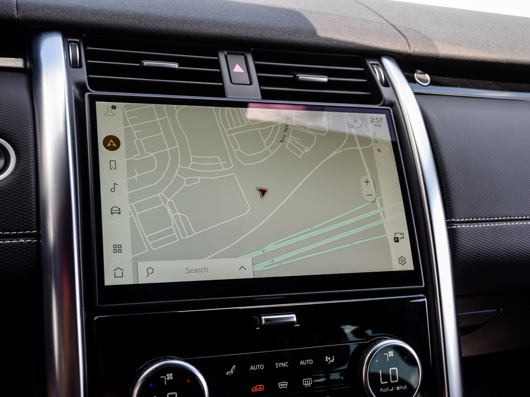 2022 Land Rover Discovery P360 R-Dynamic HSE, Toronto, Cash