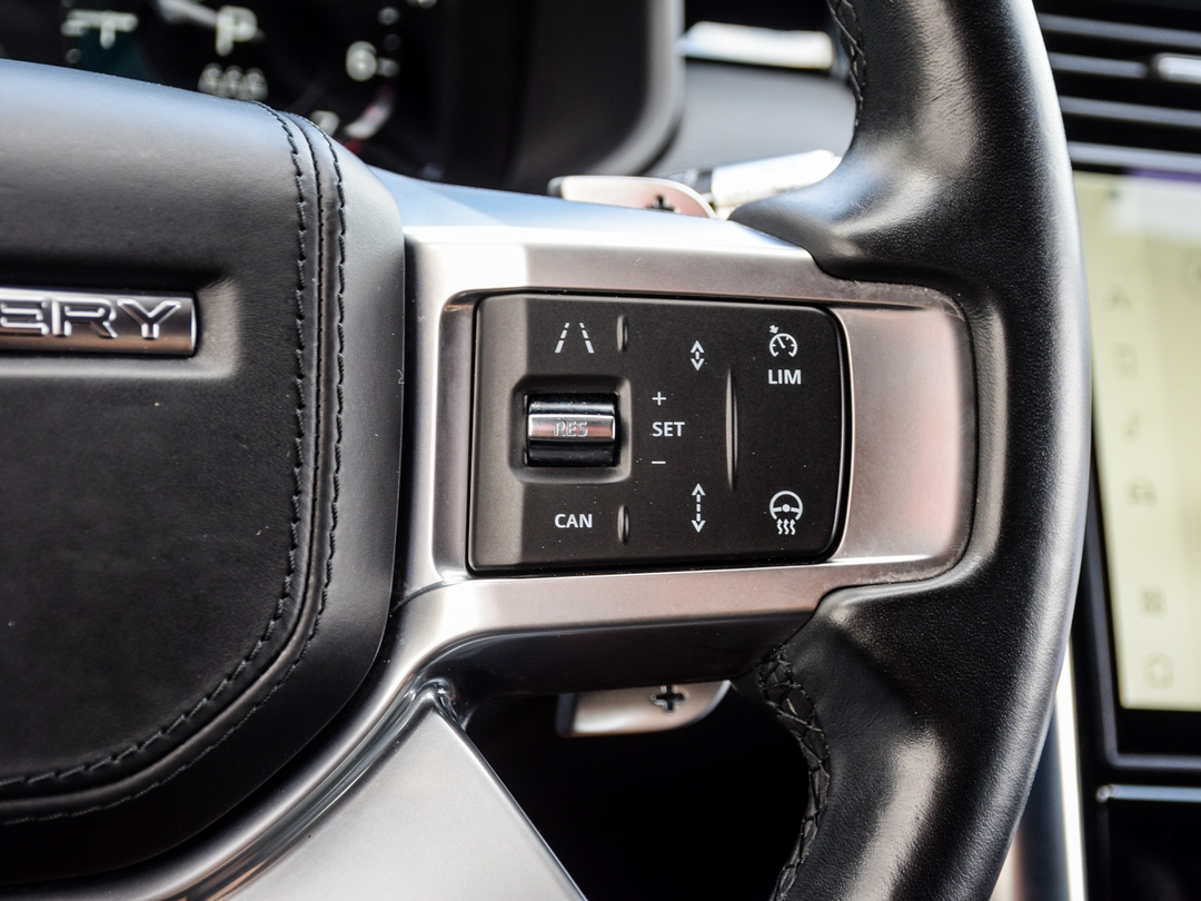 2022 Land Rover Discovery P360 R-Dynamic HSE, Toronto, Cash