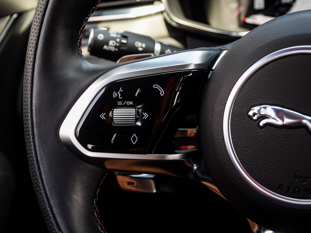 2024 Jaguar F-PACE P550 SVR, Toronto, Cash