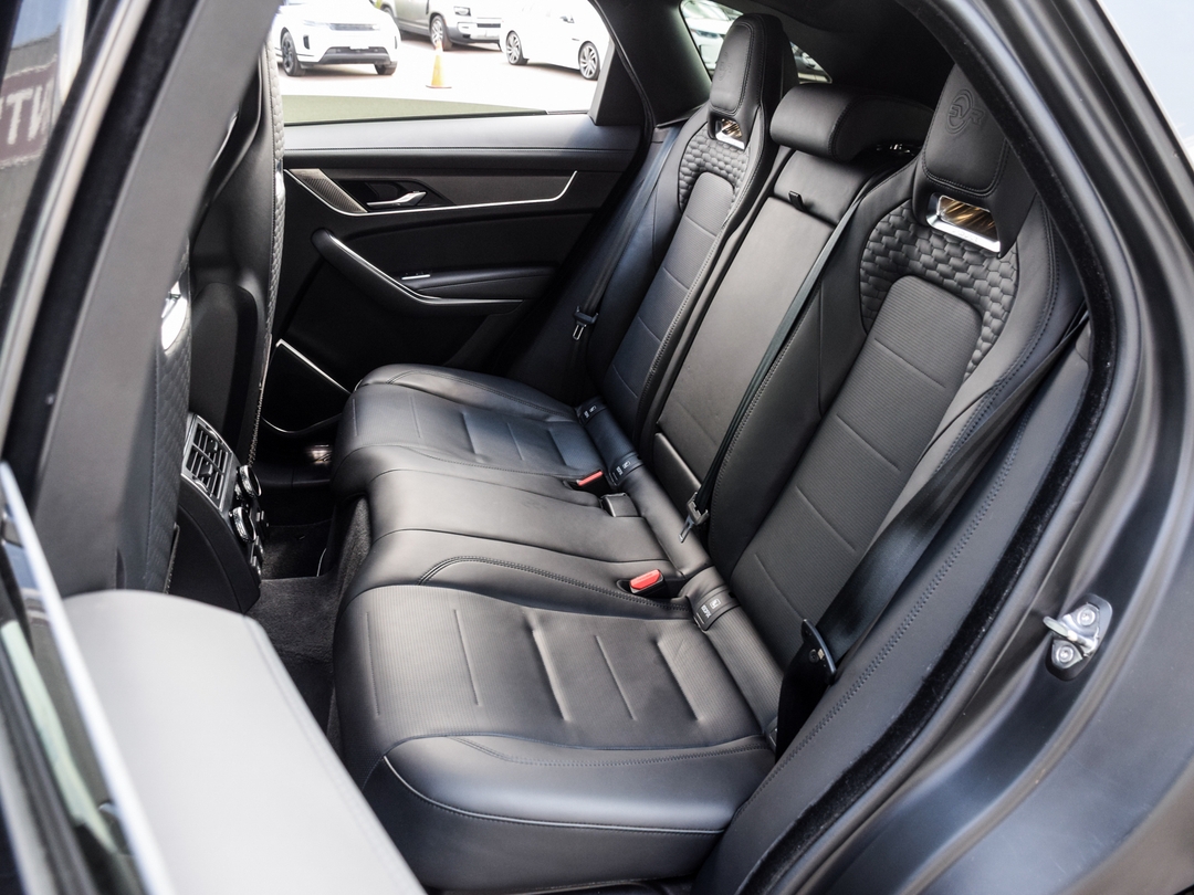 2024 Jaguar F-PACE P550 SVR, Toronto, Cash