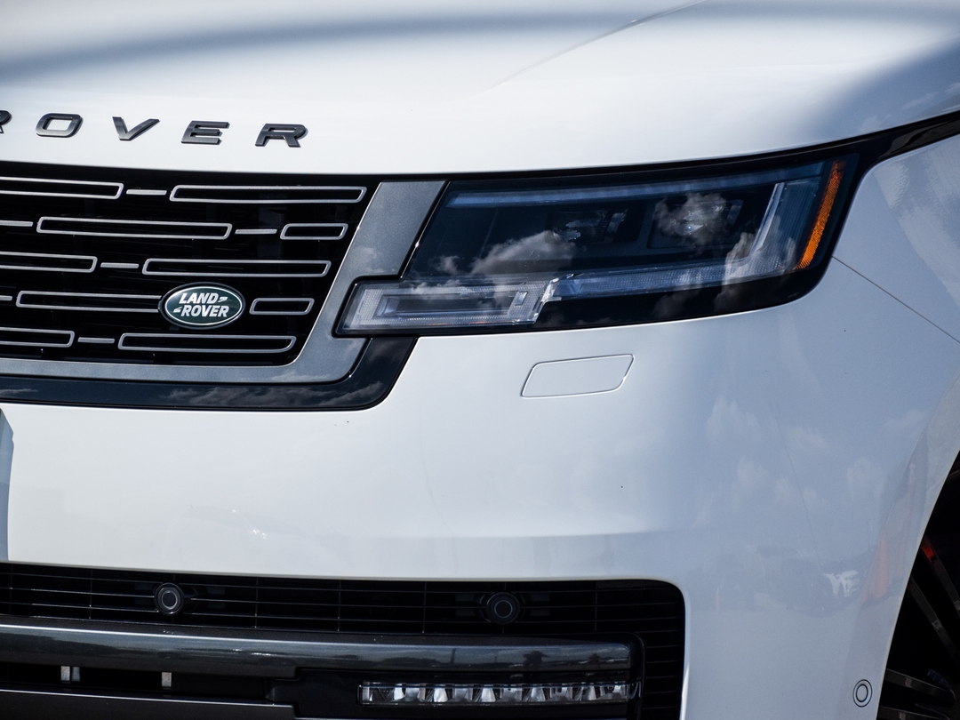 2023 Land Rover Range Rover P530 SE, Toronto, Cash