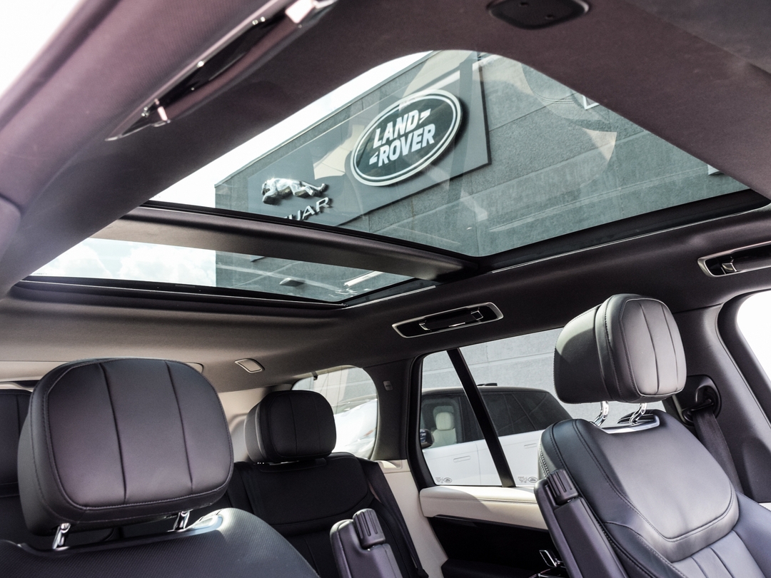 2023 Land Rover Range Rover P530 SE, Toronto, Cash
