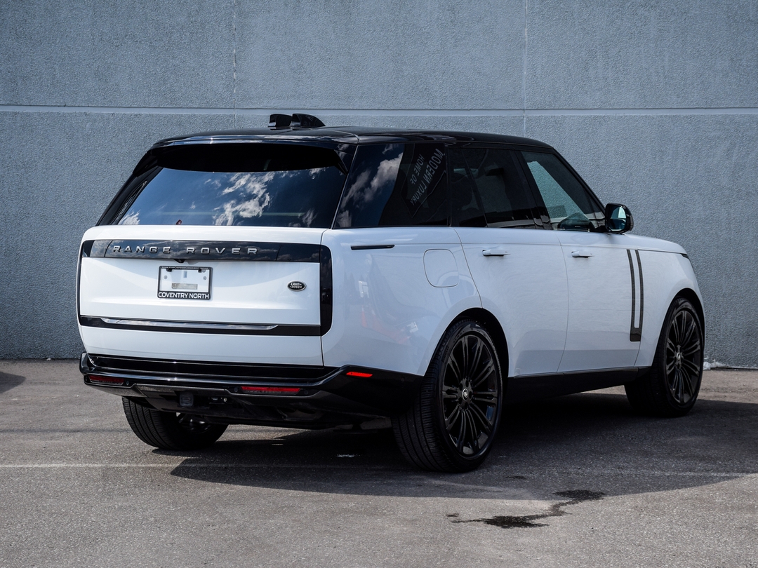 2023 Land Rover Range Rover P530 SE, Toronto, Cash