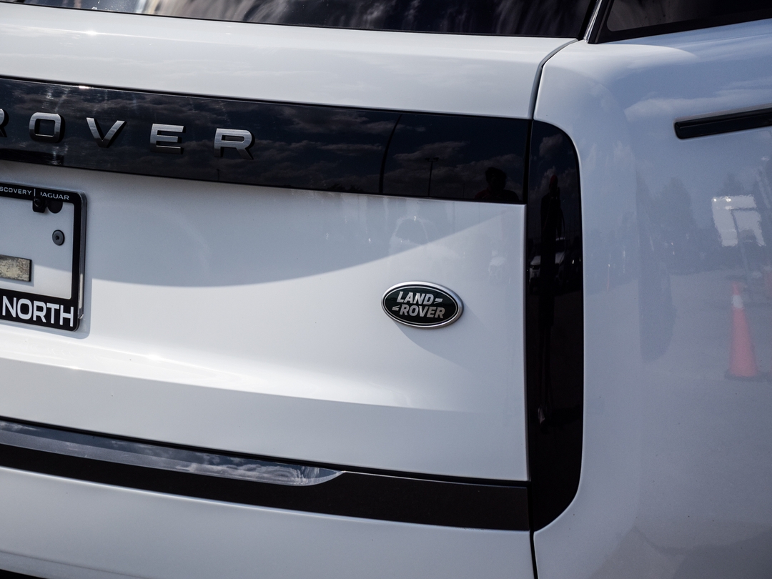 2023 Land Rover Range Rover P530 SE, Toronto, Cash