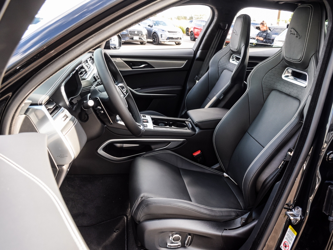 2026 Jaguar F-PACE P250 R-Dynamic S, Toronto, Cash